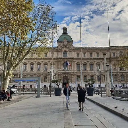 T2 Au Coeur Du Centre Ville De Marseille Extérieur photo